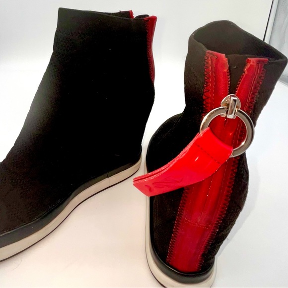 FREE! CLEARANCE DKNY with ANY Purchase Leather/Textile Black High Tops NWOT - Picture 5 of 13